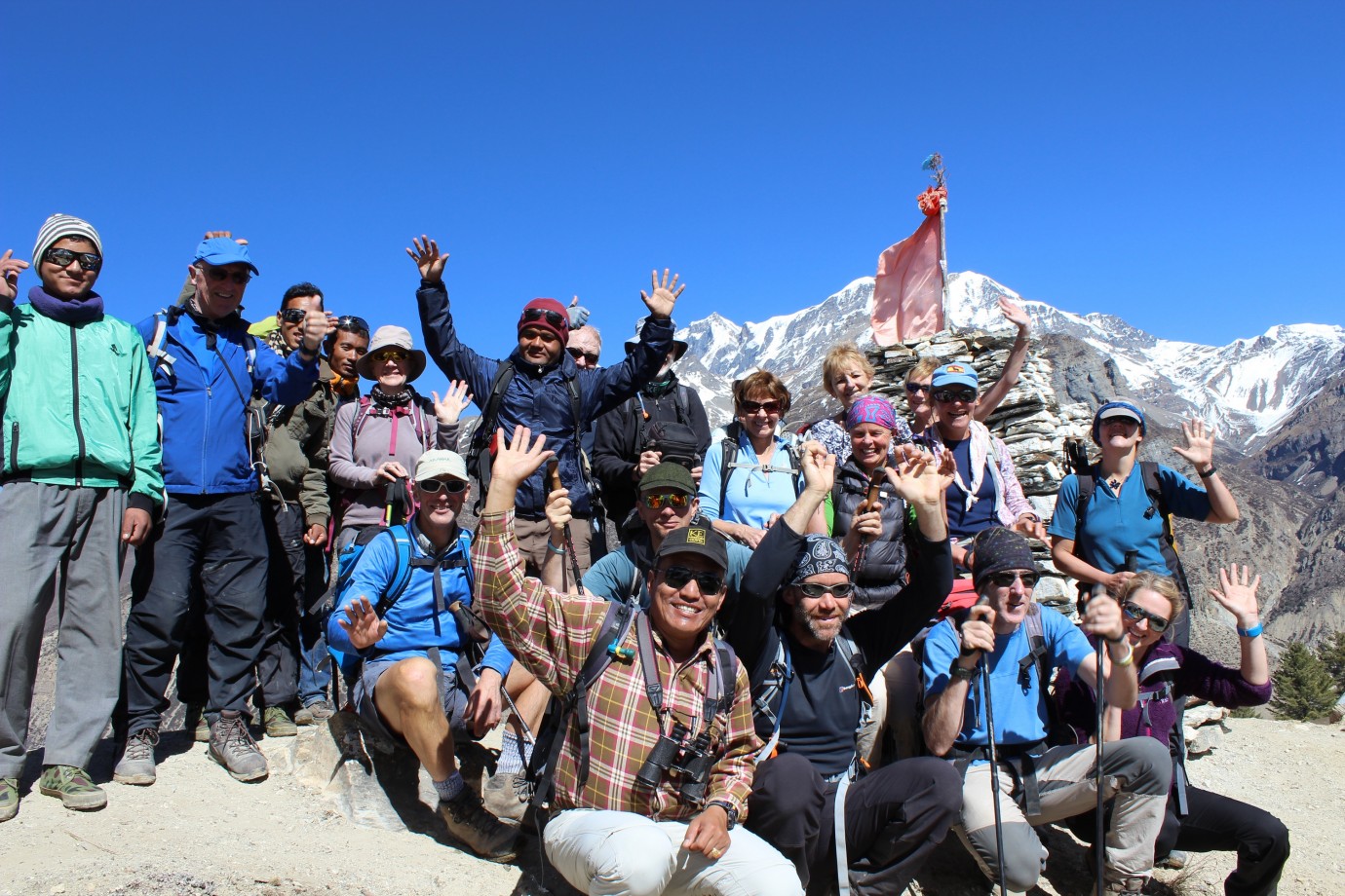 विश्व विख्यात चक्रीय अन्नपूर्ण पदमार्गमा पर्यटकको लर्को 